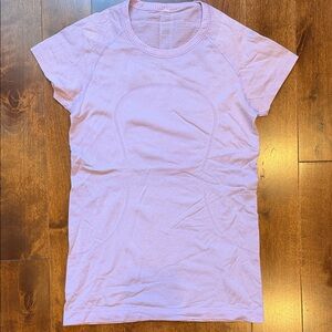 lululemon athletica Lavender Short-Sleeve Performance Tee